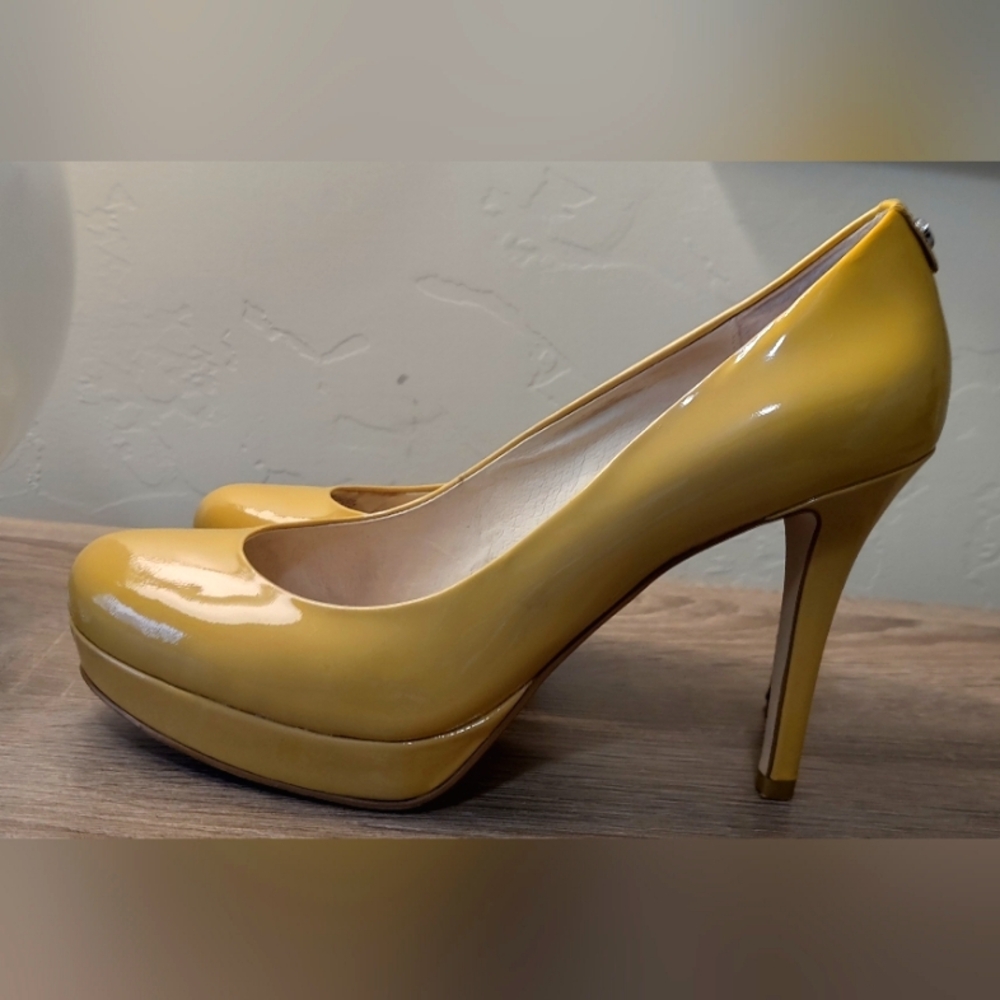 Michael Kors Patent Leather Nide Platform Pumps, Size 9
